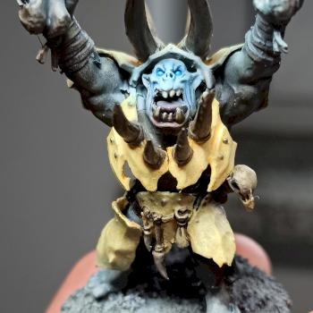 Ironjawz Orruk Warchanter by guardito.matt