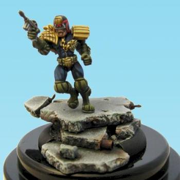 Judge Dredd (Heroclix) by peteh