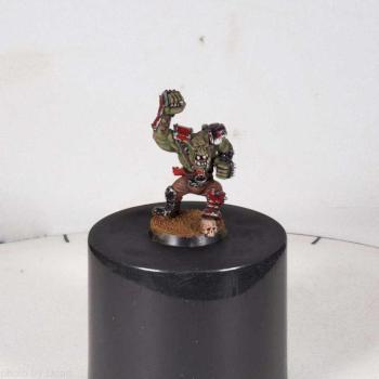 Blood Bowl Ork Captain Blitzer by DeadDietrich