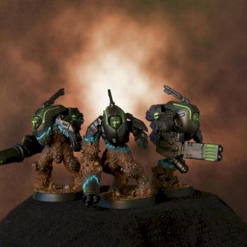 TAU XV25 Stealth suit team by highelf