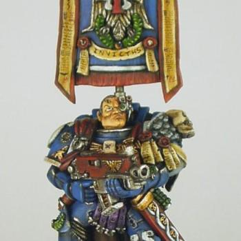 Ultramarines Captain Invictus (SILVER SingleW40K GD2003 ITALY) (single view) by pega