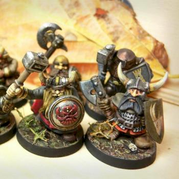 Dwarfs from Citadel, Warhammer and Mantic Games by zoltar