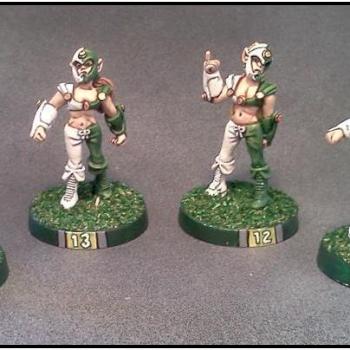 Wood Elf Linewomen Blood Bowl by Lou Rollins