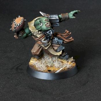 Blood Bowl Orc thrower by Mootabor