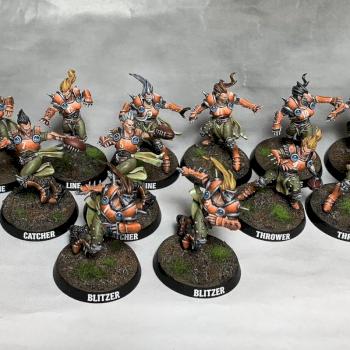 Elven union team for Bloodbowl by Pixmen