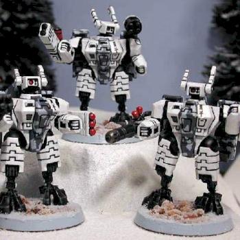 Tau Crisis Battlesuit Squad by nvstudios