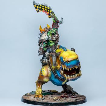 Beastboss on Squigosaur by Ponycat miniatures