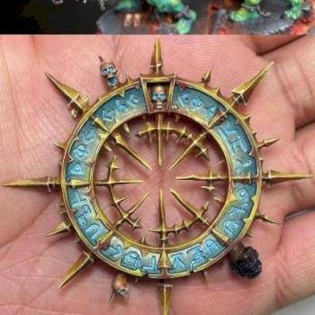 Chaos Warshrine 40K blended by Cartmania