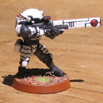 another Tau fire warrior by geekylad