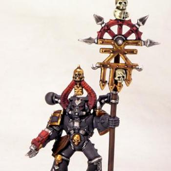 Chaos Space Marine Khorne Icon Bearer by Robinator