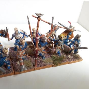 Warhammer - 10 Skeleton Warriors - Painted - Tabletop standard by Quality Miniatures