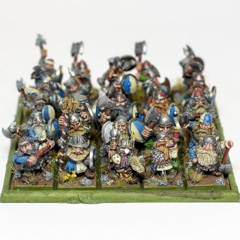 Imperial Dwarfs with Axes by tomy