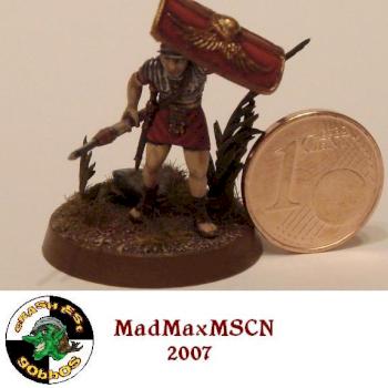 Roman legionnaire by MadMaxMSCN