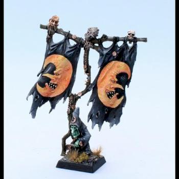 Night Goblin Boss Battle Standard Bearer by lono