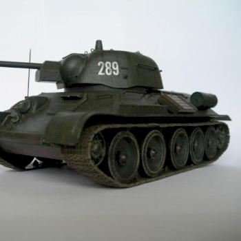 T34 '41 Scale 1/35 by StringSwe