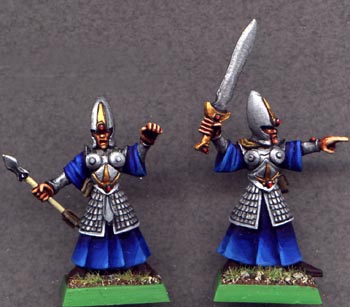 High Elf Bolt Thrower Crewmen by Aschul