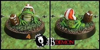 New frog (catcher) for my Blood Bowl Slann Team by Luizda